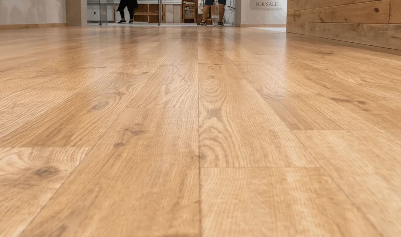 Proyecto de piso instalado por Stark Floors